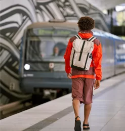 Jas Columbia Men Challenger Windbreaker Spicy Light -ontdek een breed assortiment van outdoor kleding 4ad3b18a d85a 434d ae72 759955a531a1