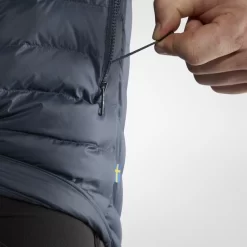 Fjallraven Jas Fjällräven Men Expedition Lätt Hoodie Black 13 Fjallraven Jas Fjällräven Men Expedition Lätt Hoodie Black -ontdek een breed assortiment van outdoor kleding Expedition Latt Hoodie M 86119 560 I DETAIL FJR 1