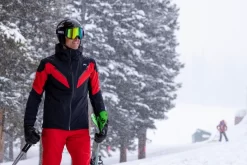 Ski Jas KJUS Men Force Black Carmine -ontdek een breed assortiment van outdoor kleding KJUS FW2223 ESchramm COPR0465